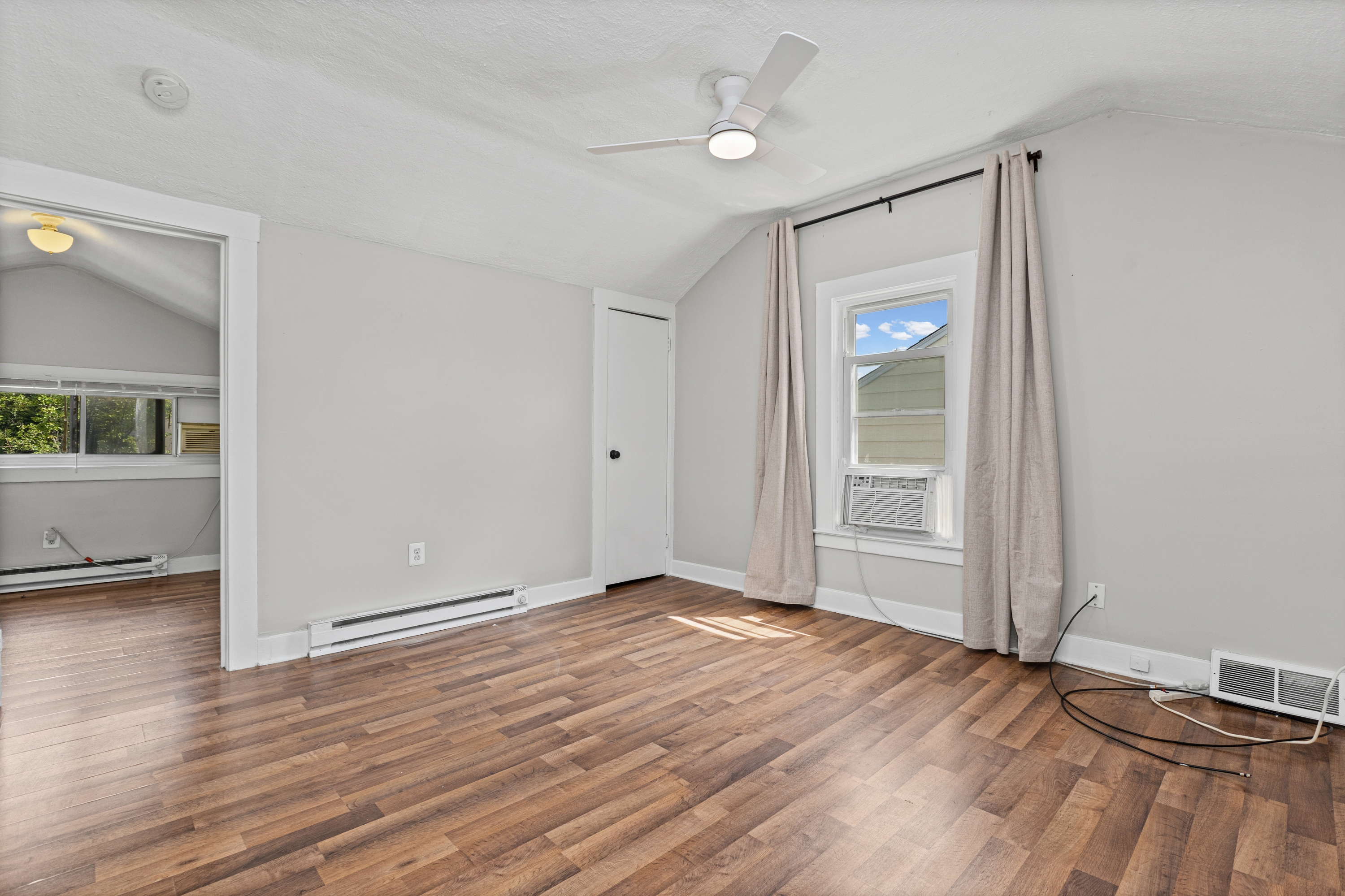 340 East Troy - B